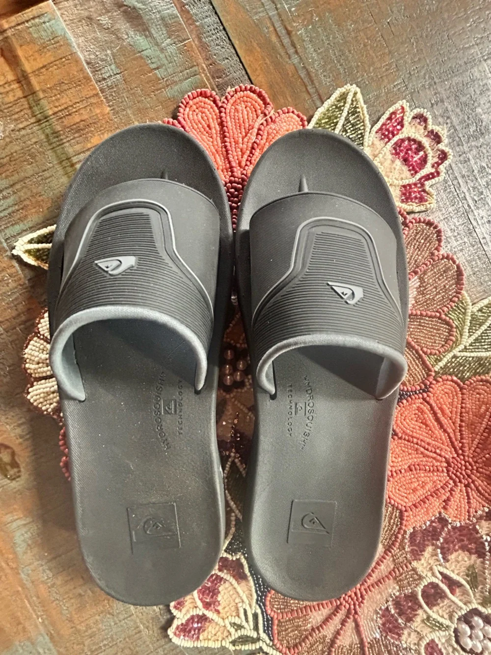 NEW Quiksilver Mathodic Hydroshock Men’s 10 Black Slides Water Sandals w/ Logo